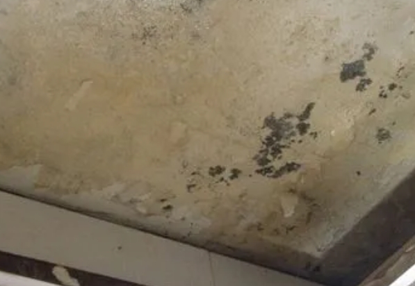 台儿庄阳台漏水维修公司分享下台儿庄卫生间渗水维修需要注意哪些问题。